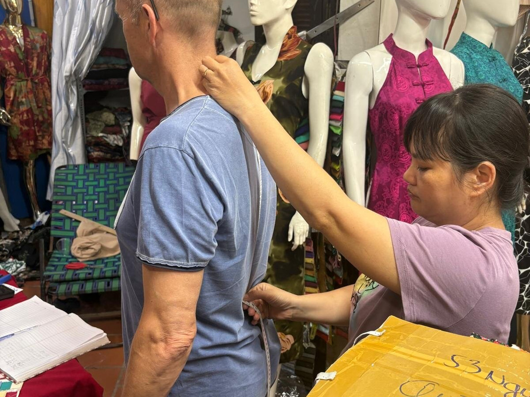 Luna Clothes Shop-会安必去景点