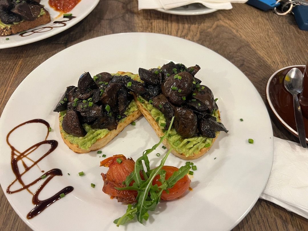 The Hans & Lloyd Coffee Co