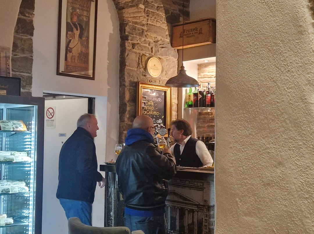 Antico Bar Trieste-Cianciana必去景点