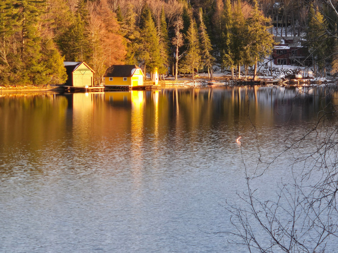 Water's Edge Inn主图