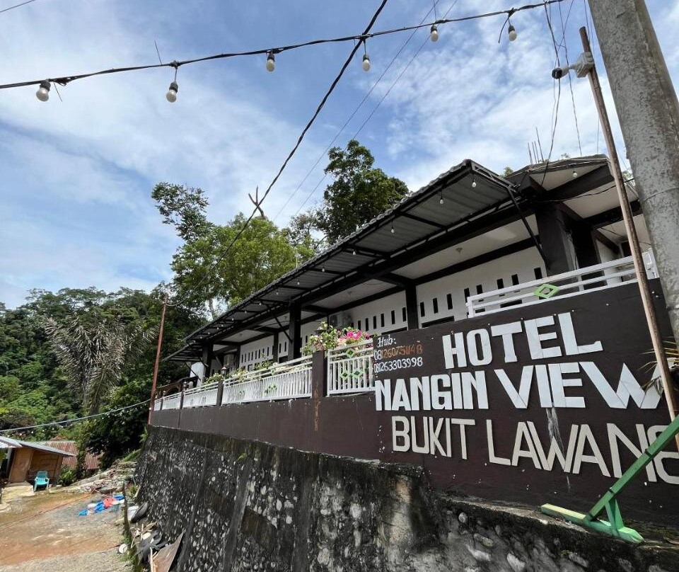 HOTEL NANGIN VIEW - Bukit Lawang