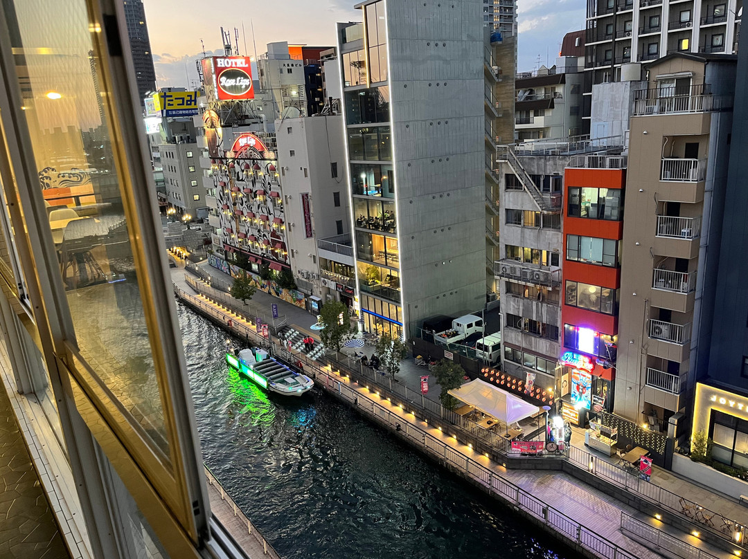 博多うまかもん 天神 難波 道頓堀店