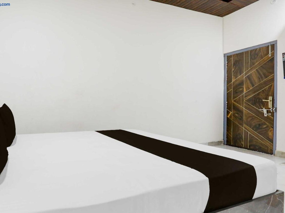 Hotel O by OYO Aparna and Marriage Lawn