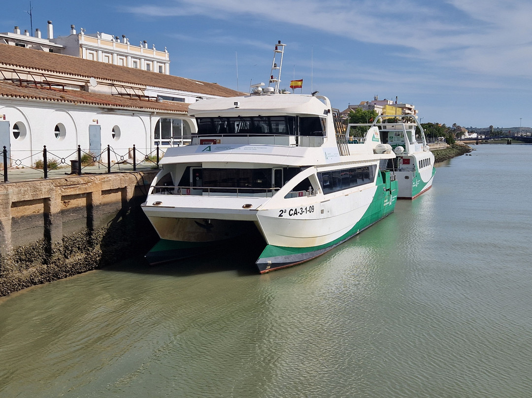 Catamaran Bahia Cadiz-圣玛丽亚港必去景点