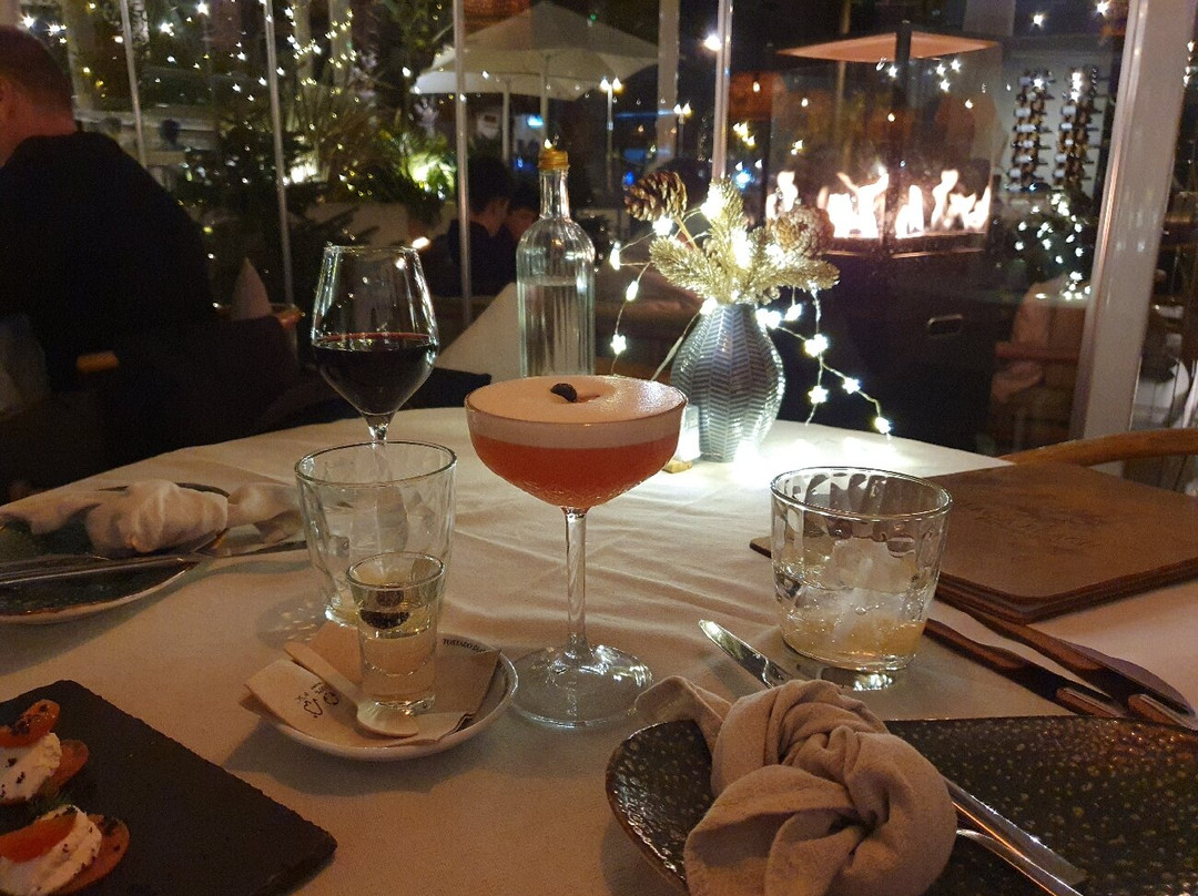 Semsabeach Sea & Lounge