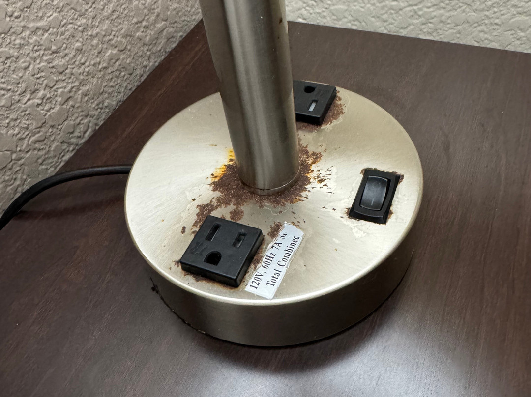 罗阿诺克阿皮兹红顶酒店主图