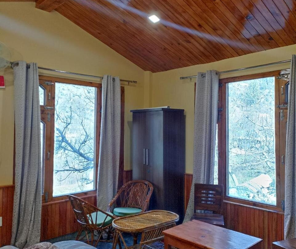 Wonderway Retreat Jari