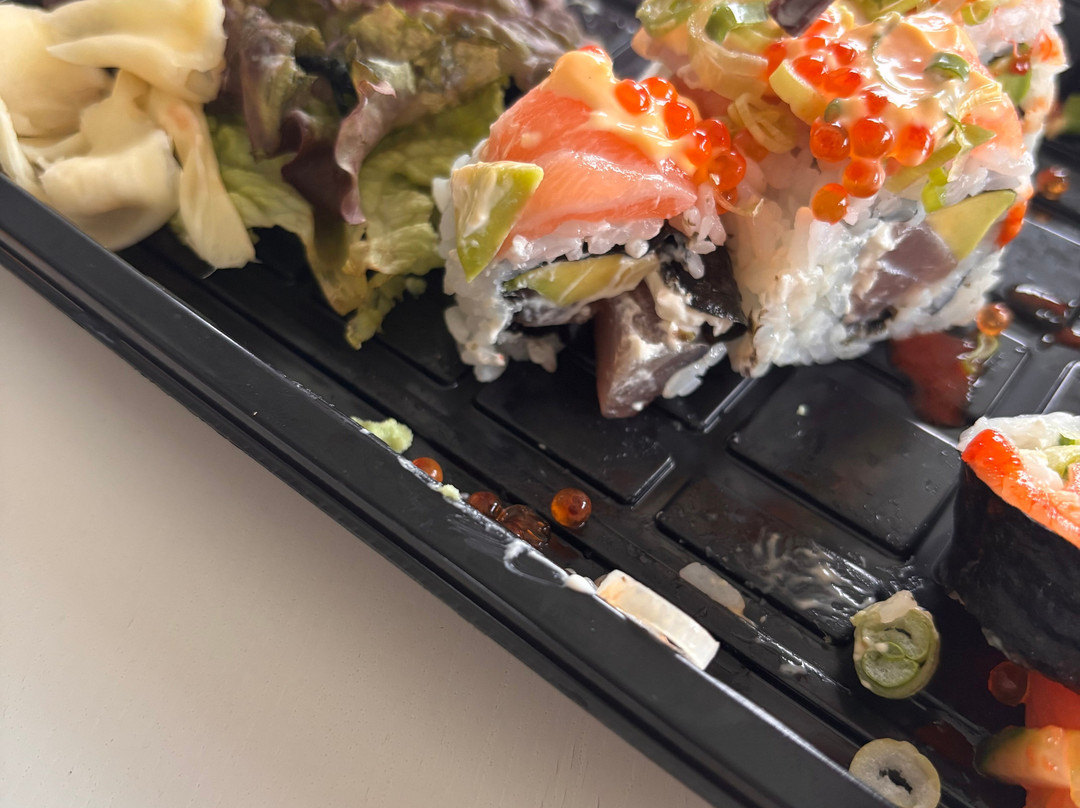 ISushi x Roxys Sotra