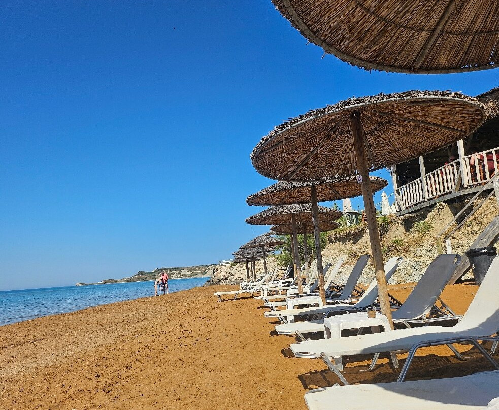 Xi Beach-Mantzavinata必去景点