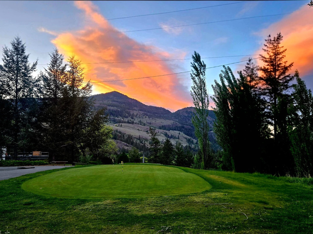Twin Lakes Golf Course & RV Park-Kaleden必去景点