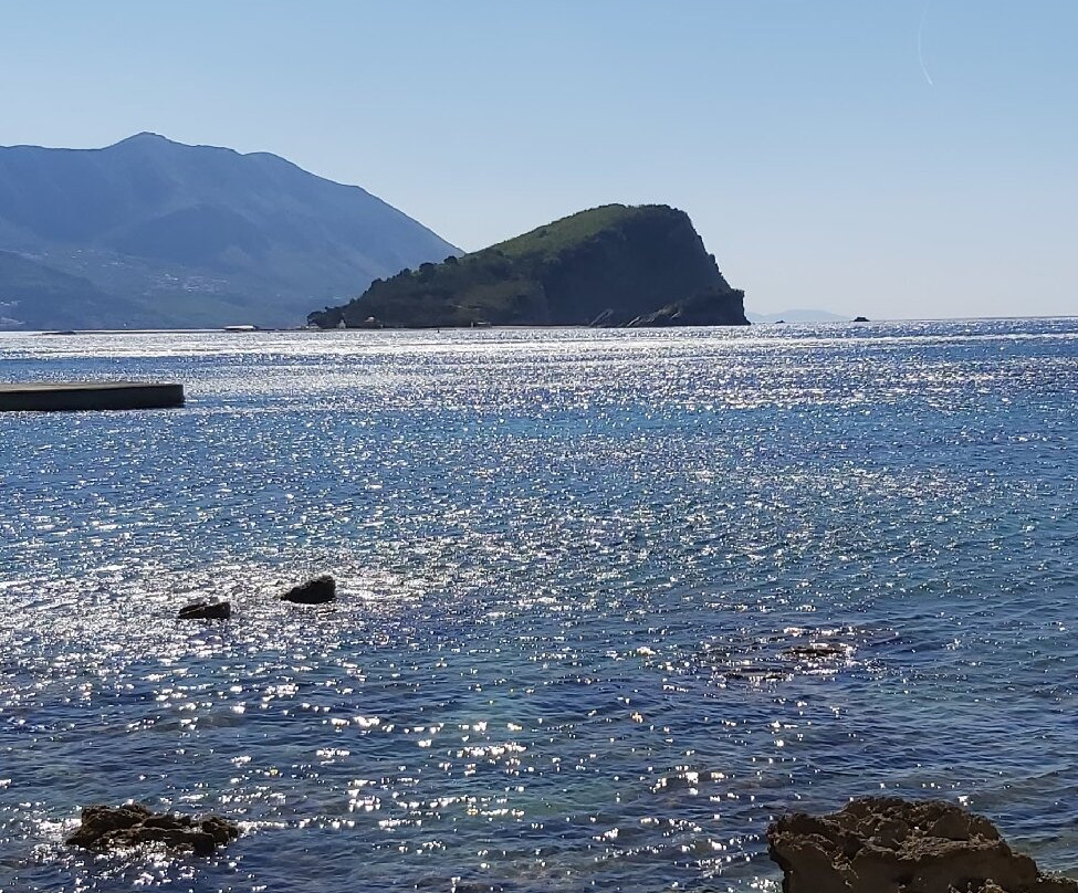 Budva Dancing girl-布德瓦必去景点
