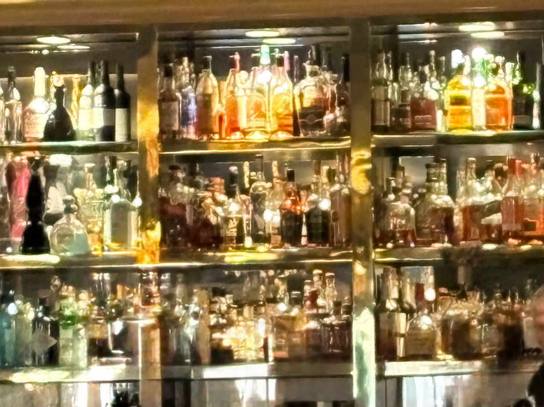 瑞德豪斯酒店主图