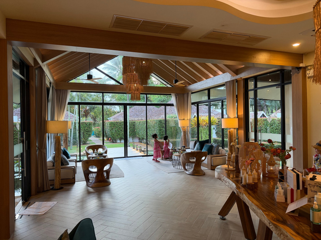 Oasis Tropical Retreat Spa-呈塔累必去景点