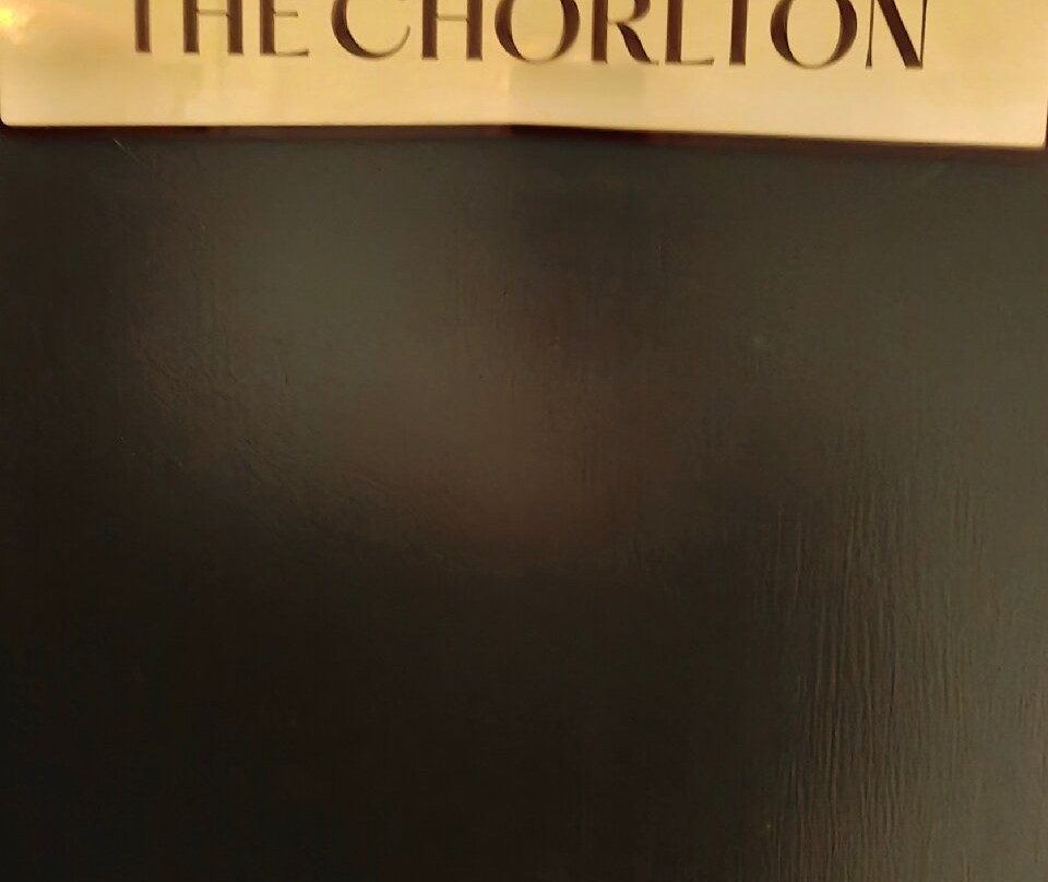 雷克斯 - 原名哥谭酒店主图
