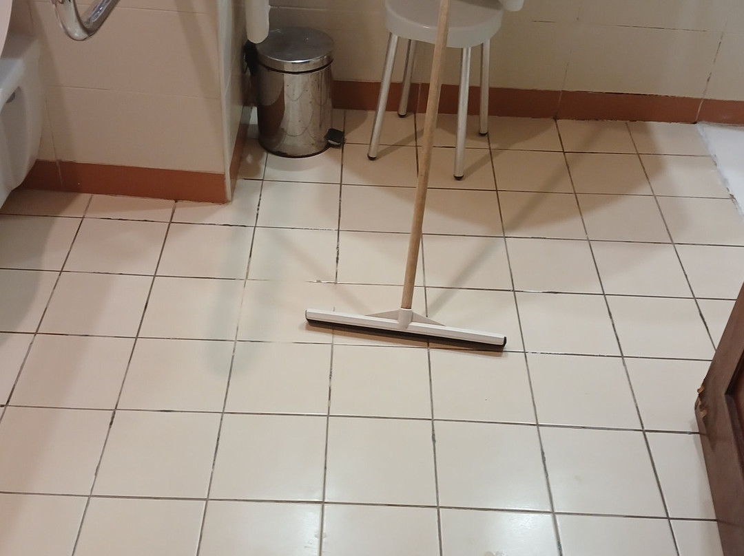 亚斯敏伊甸园酒店主图