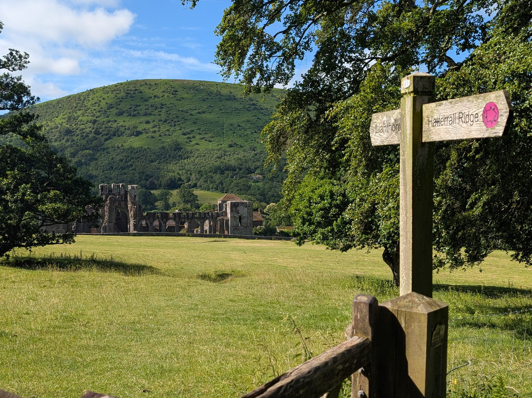 Llanthony Priory-Llanthony必去景点