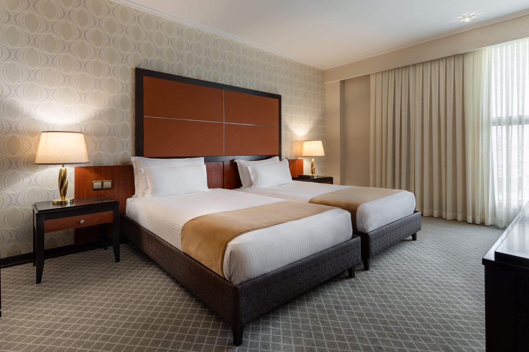 Espinas International Hotel, At The Boulevard-客卧