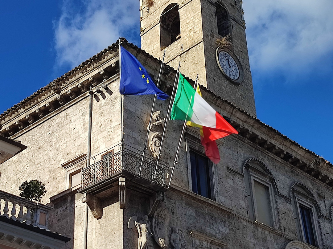 Palazzo dei Capitani del Popolo-阿斯科利皮切诺必去景点