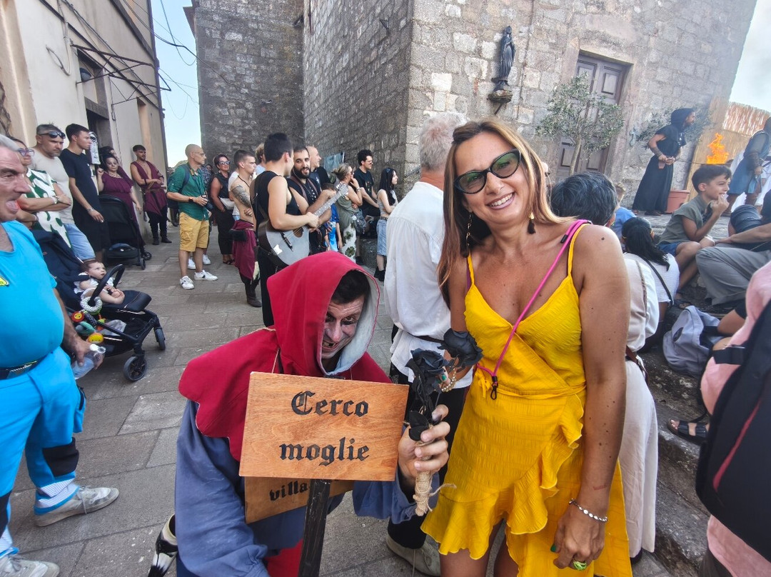 Borgo di Roccatederighi