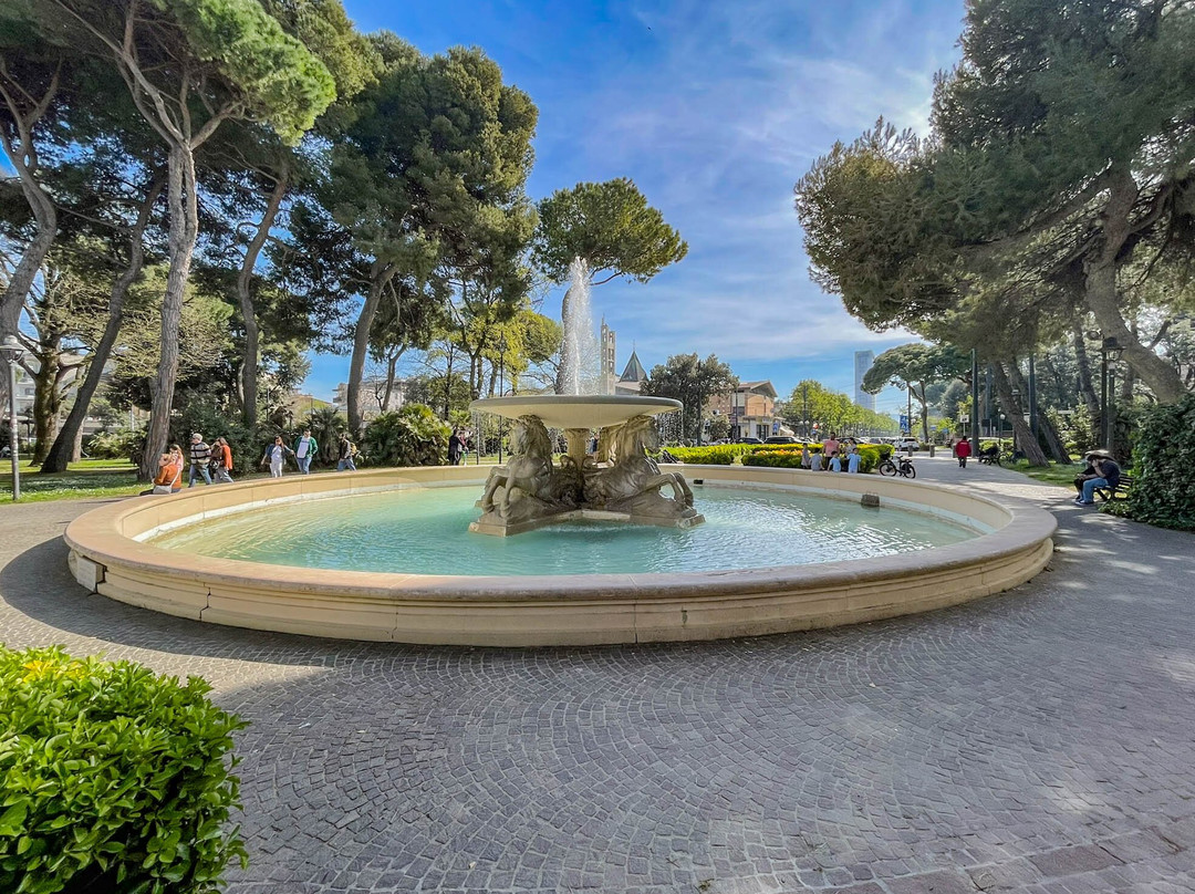 Fontana dei Quattro Cavalli-里米尼必去景点