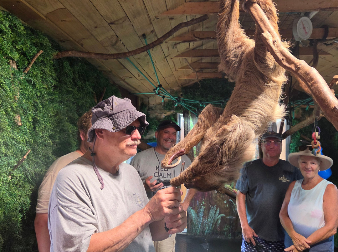 Chase Animal Rescue And Sanctuary-Webster必去景点