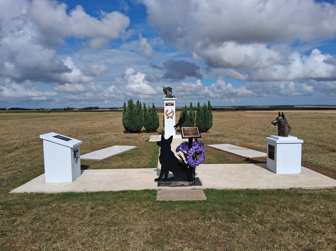 Pozieres Memorial-Pozieres必去景点