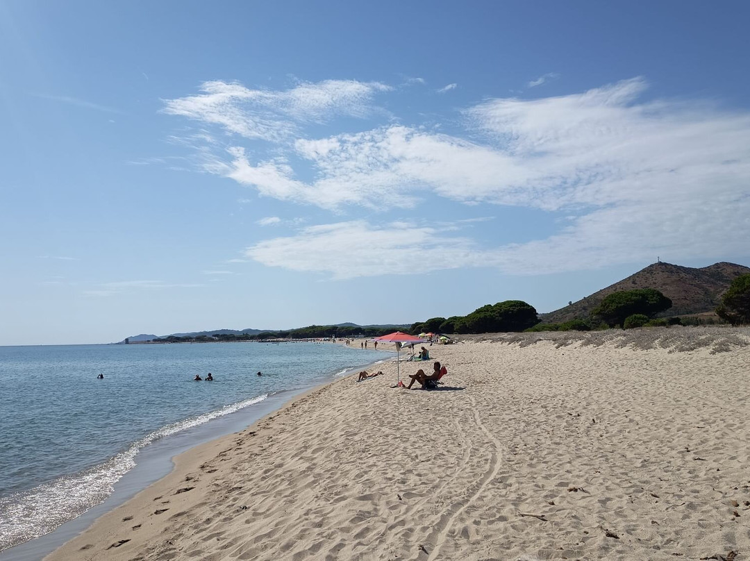 Spiaggia di Su Tiriarzu-Posada必去景点