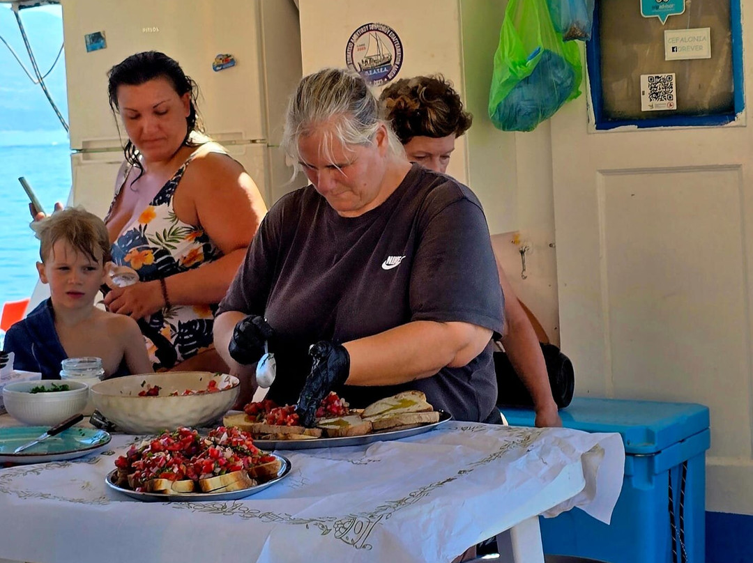 Fishing Tourism Kefalonia Michalis-Svoronata必去景点