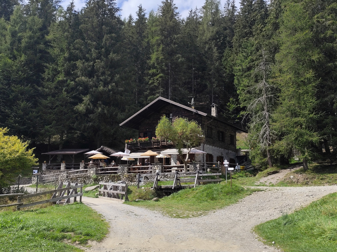 Lago di Lova-Borno必去景点