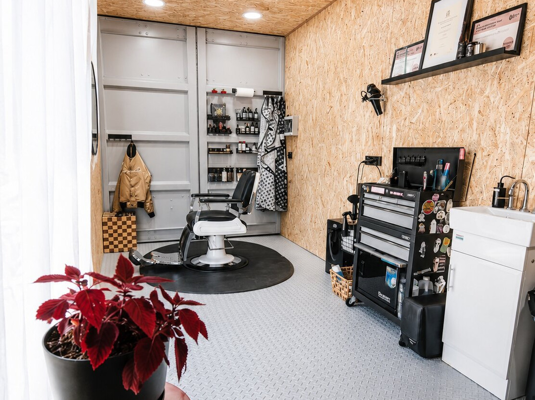 UPPERCUTT Barbershop-Casterton必去景点