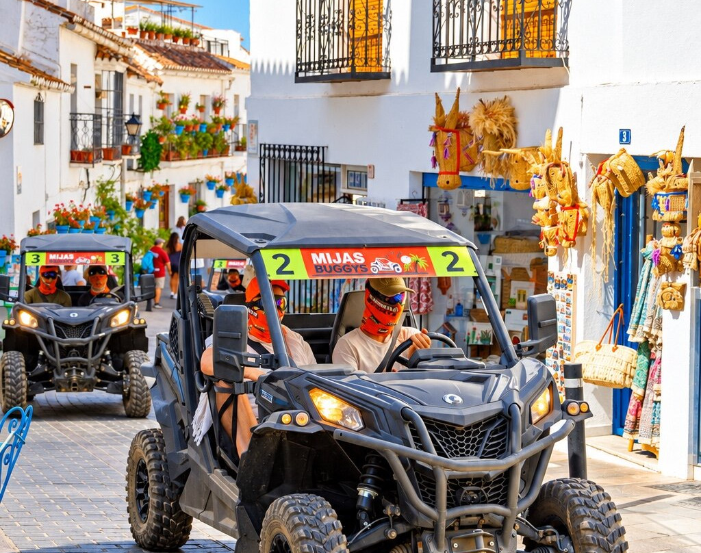 Mijas Buggys-Las Lagunas de Mijas必去景点