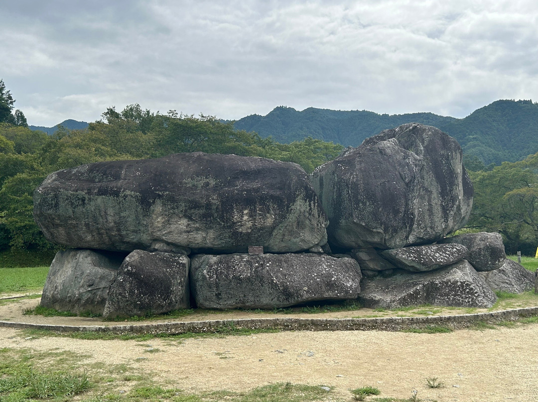 石舞台古坟-明日香村必去景点