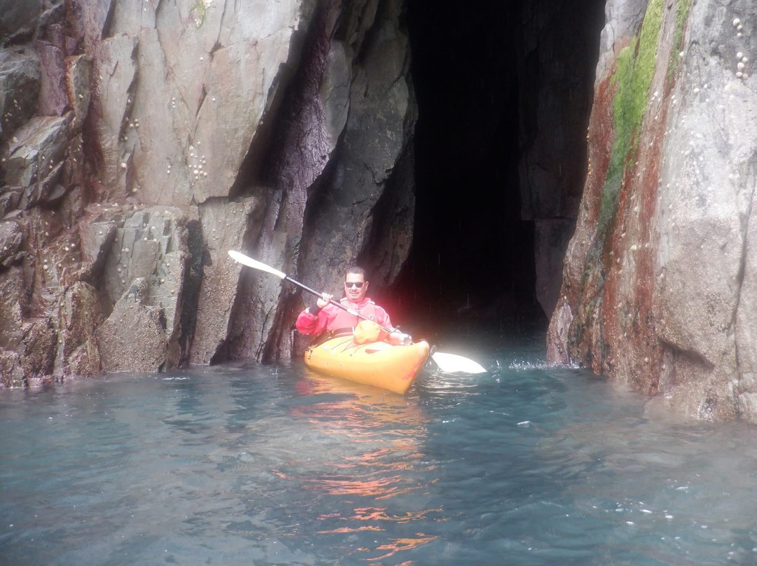 Mayberry Kayaking-Goodwick必去景点