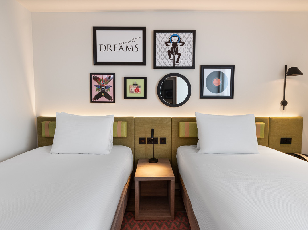 Hampton By Hilton London Ealing主图