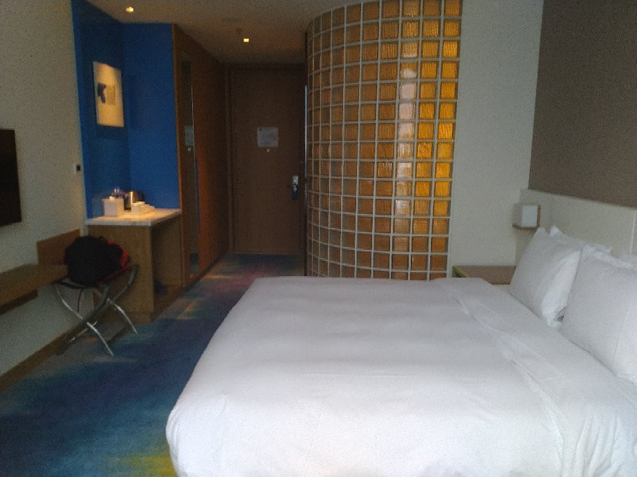 深圳松岗智选假日酒店