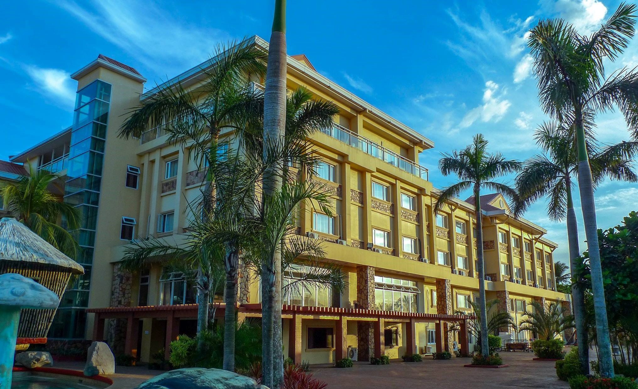 Tanza Oasis Hotel and Resort-官方