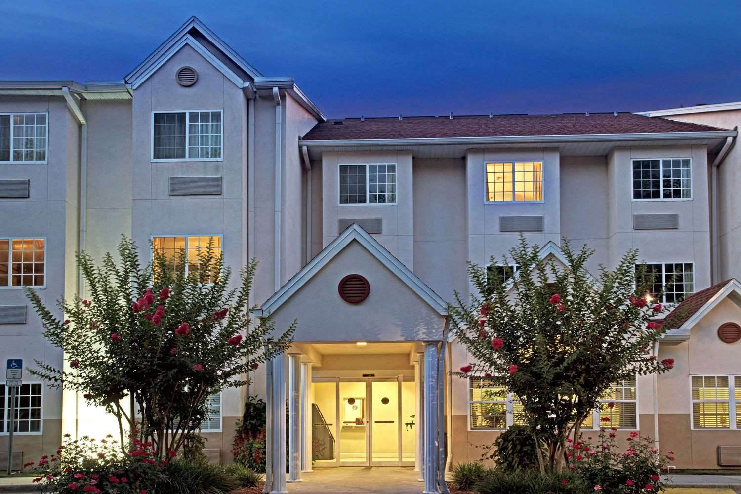 Microtel Inn & Suites By Wyndham Brooksville-官方