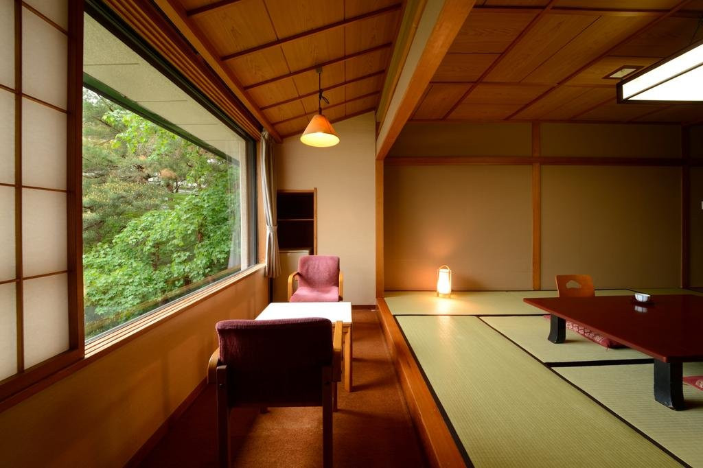 Tsukioka Hotel