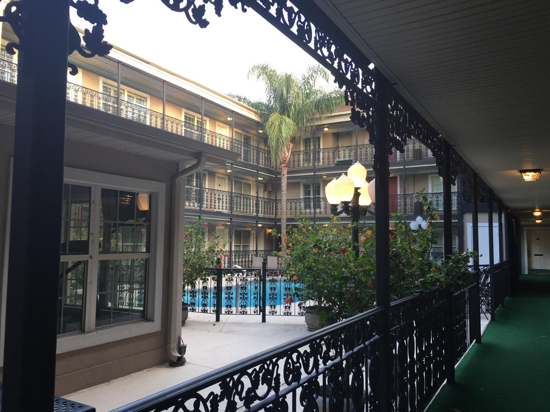 Plaza Suites of Metairie