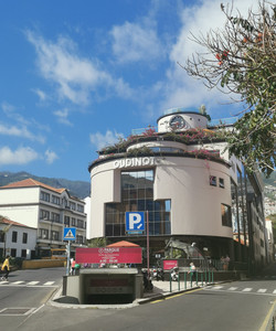 三屋酒店酒店图片