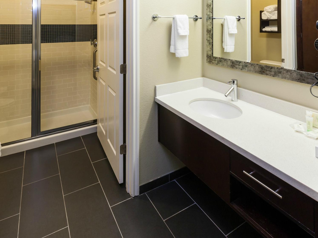 Staybridge Suites Tyler University Area by IHG