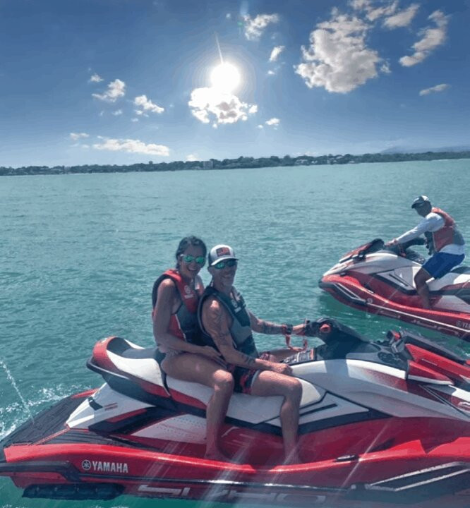 Luxury Water Sports景点图片