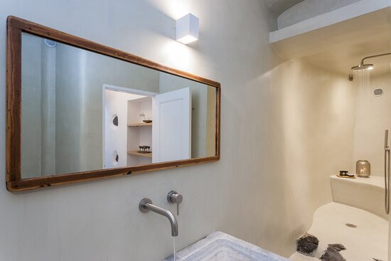 Spitia Santorini主图