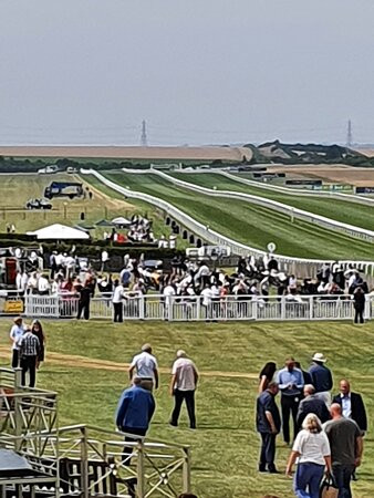 Newmarket Racecourses景点图片