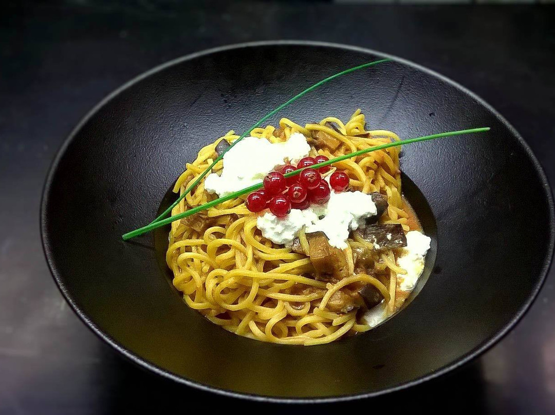 葡萄干酒店主图