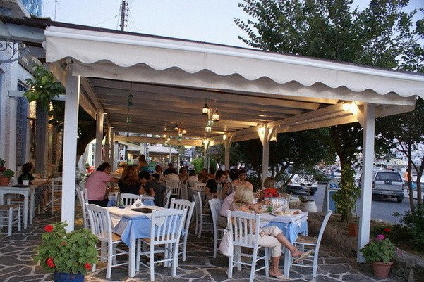 Ydrousa餐馆和美食-Sails