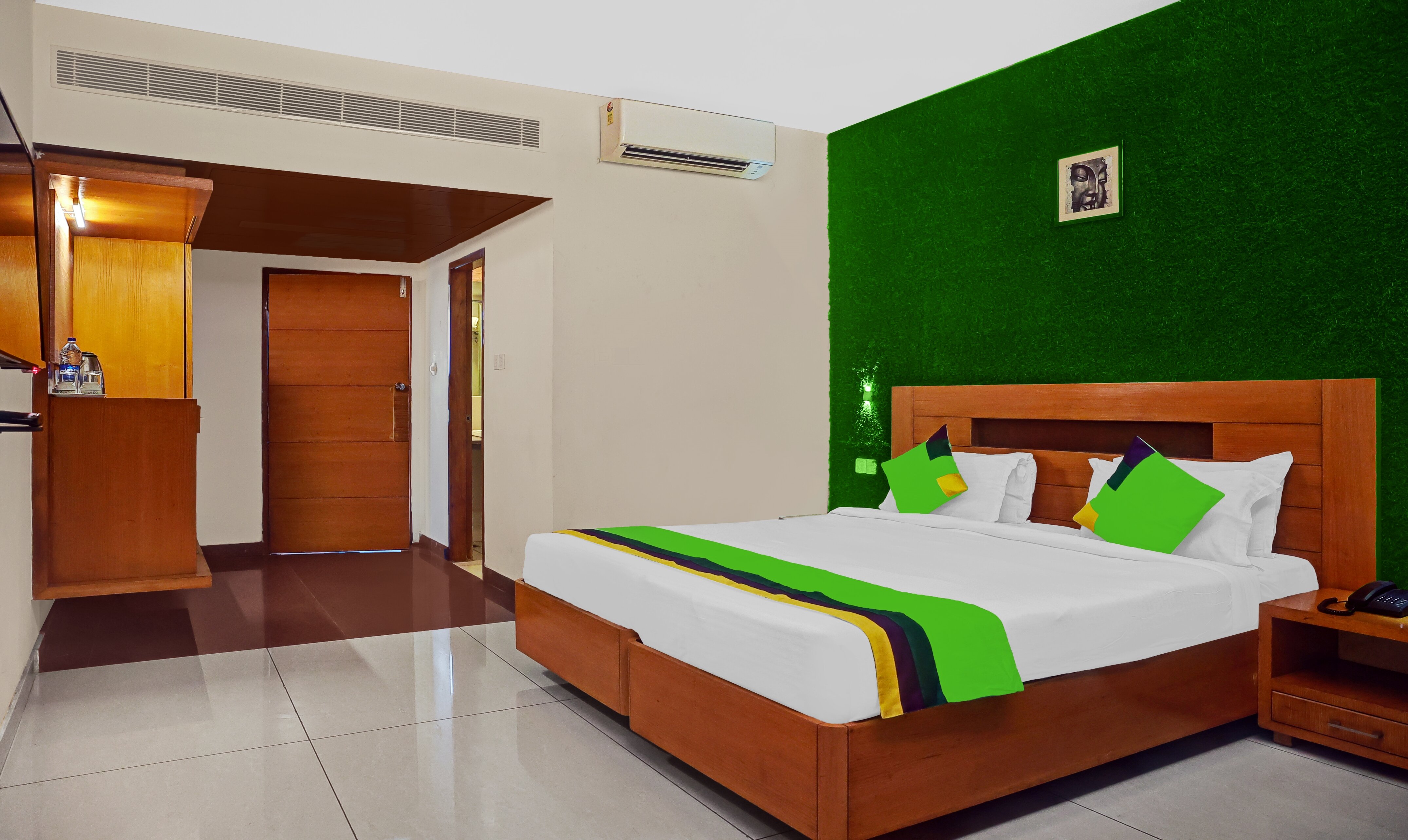 Treebo Trend Hotel Arka Kakinaad-客卧