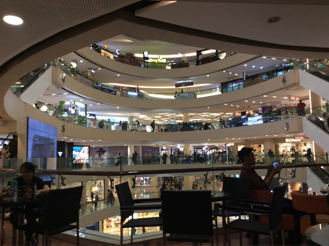 塔尤干广场购物中心景点图片