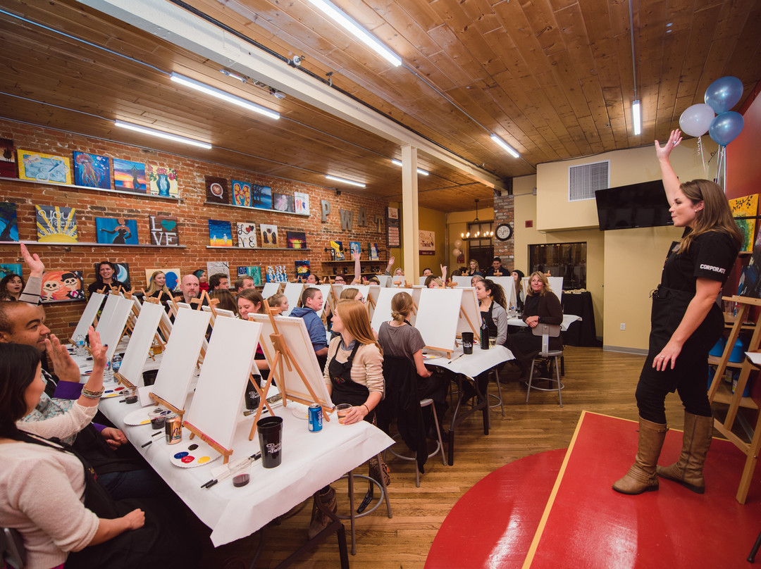 Painting with a Twist-丹佛必去景点