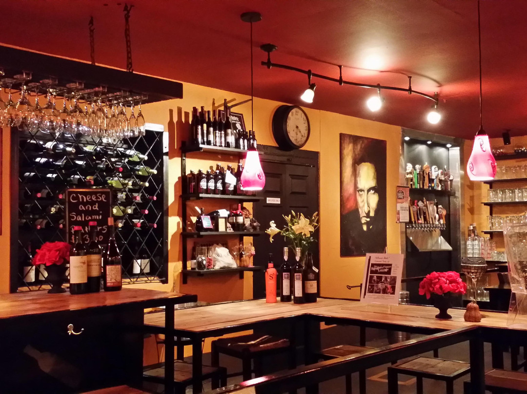 Paula's Wine Knot Beer and Wine Bar